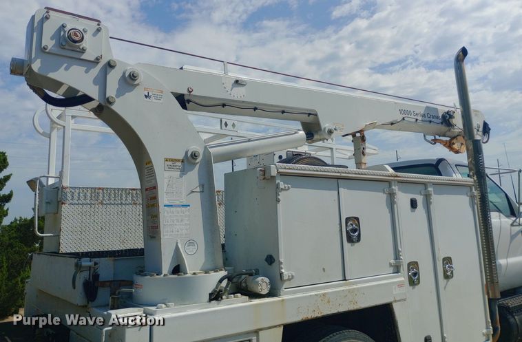 image for item NY9401 2006 Ford F750 Super Duty XLT utility / service truck