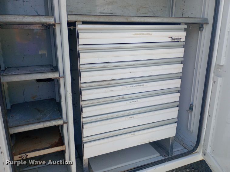 image for item NY9401 2006 Ford F750 Super Duty XLT utility / service truck