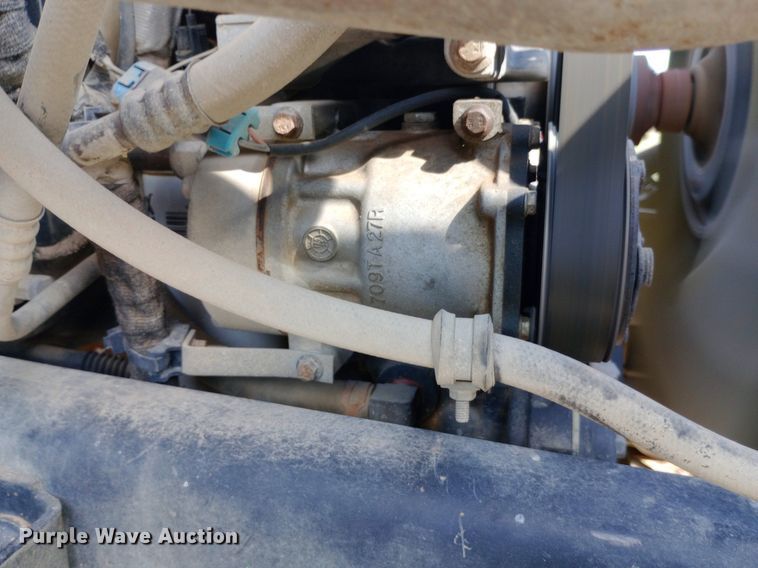 image for item NY9401 2006 Ford F750 Super Duty XLT utility / service truck