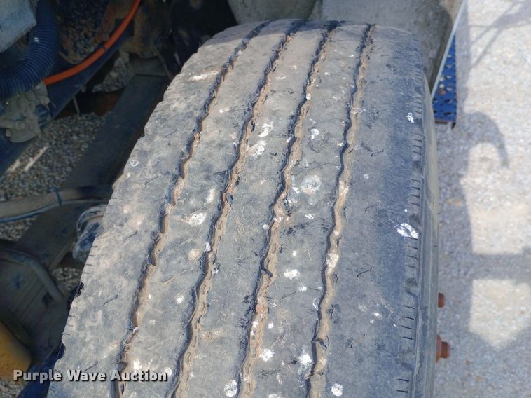 image for item NY9401 2006 Ford F750 Super Duty XLT utility / service truck