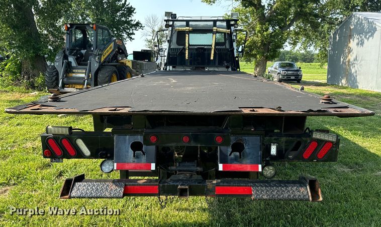 image for item OF9791 2009 International  DuraStar 4300  rollback truck