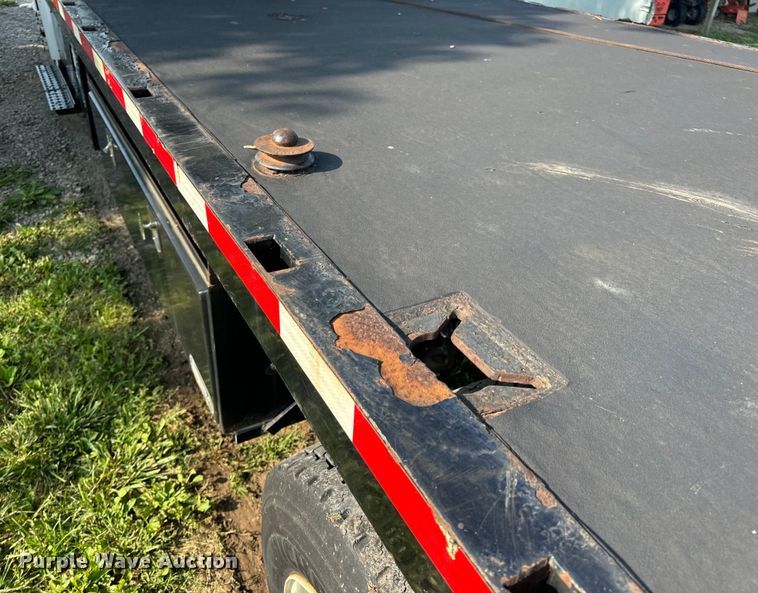 image for item OF9791 2009 International  DuraStar 4300  rollback truck