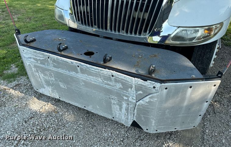 image for item OF9791 2009 International  DuraStar 4300  rollback truck