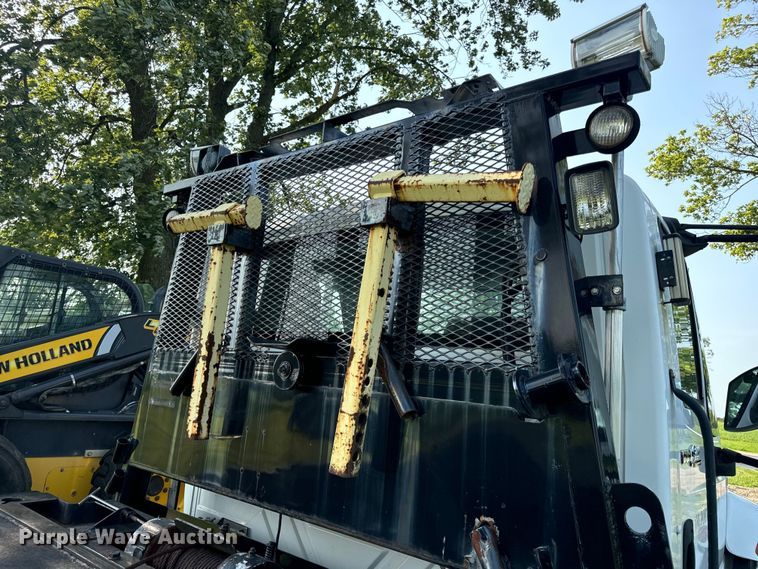 image for item OF9791 2009 International  DuraStar 4300  rollback truck