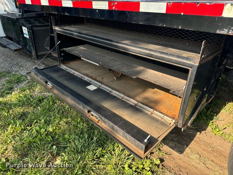 image for item OF9791 2009 International  DuraStar 4300  rollback truck