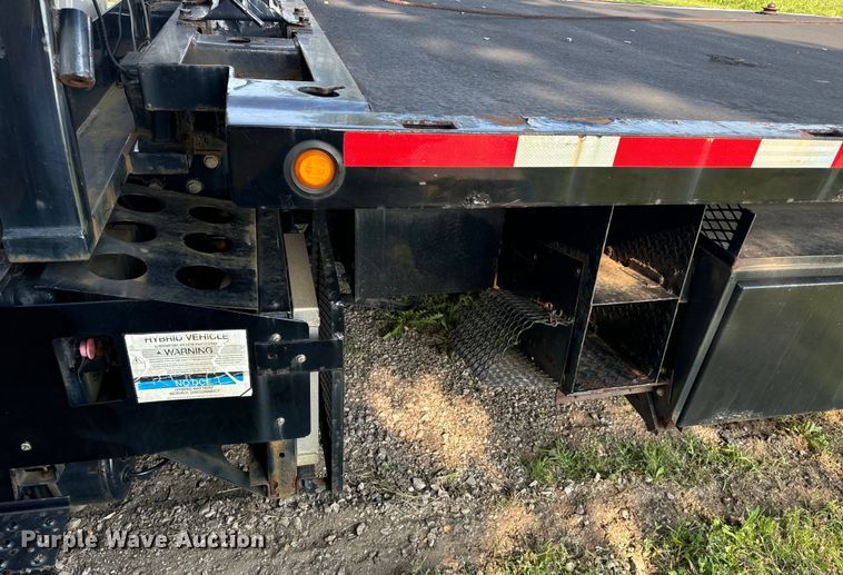 image for item OF9791 2009 International  DuraStar 4300  rollback truck