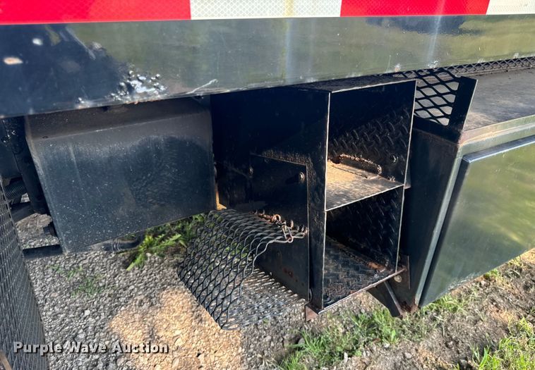 image for item OF9791 2009 International  DuraStar 4300  rollback truck