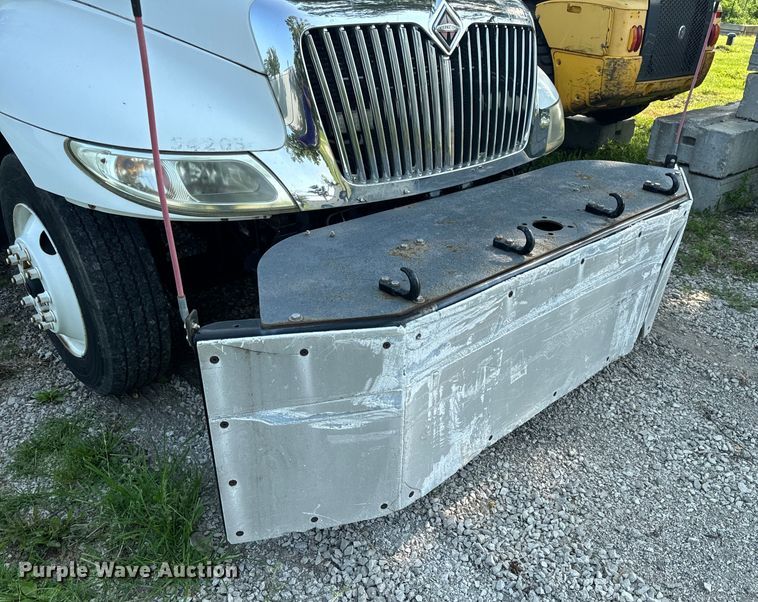 image for item OF9791 2009 International  DuraStar 4300  rollback truck