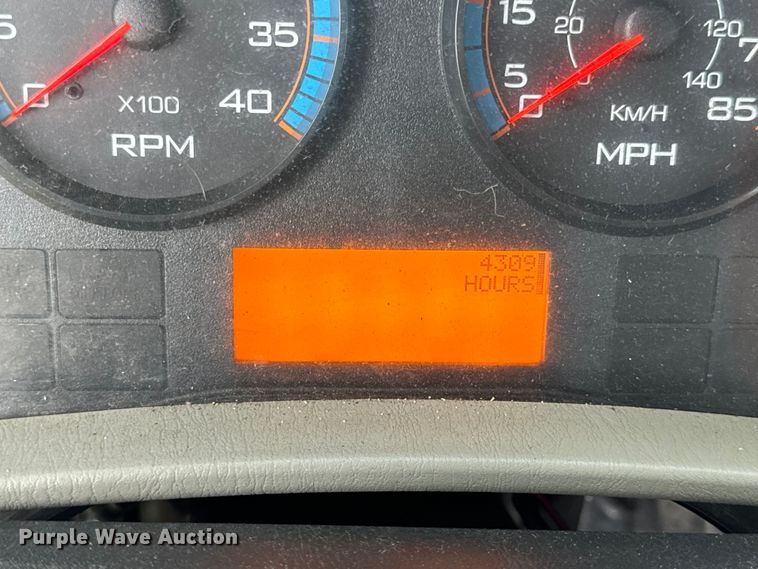 image for item OF9791 2009 International  DuraStar 4300  rollback truck