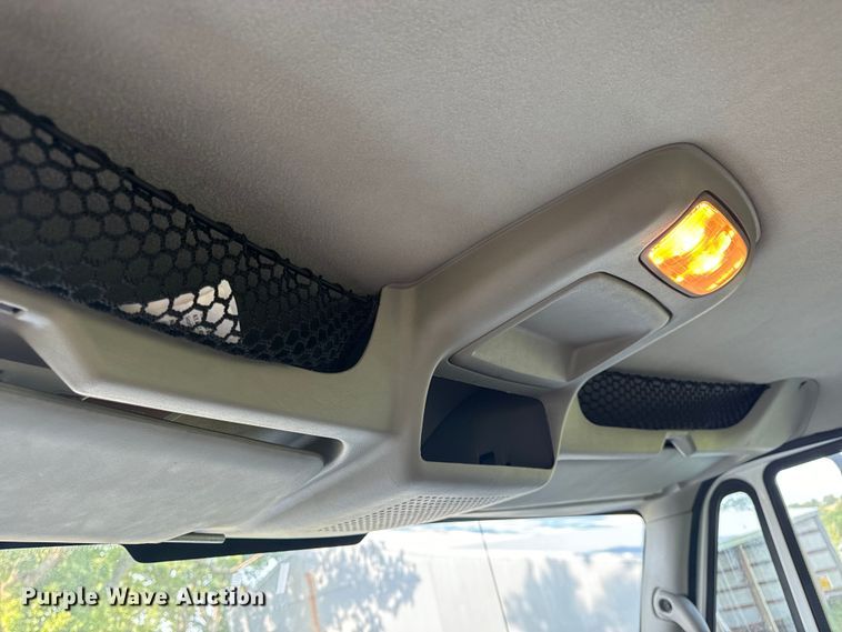 image for item OF9791 2009 International  DuraStar 4300  rollback truck