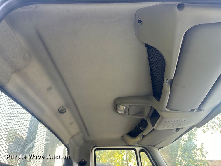 image for item OF9791 2009 International  DuraStar 4300  rollback truck