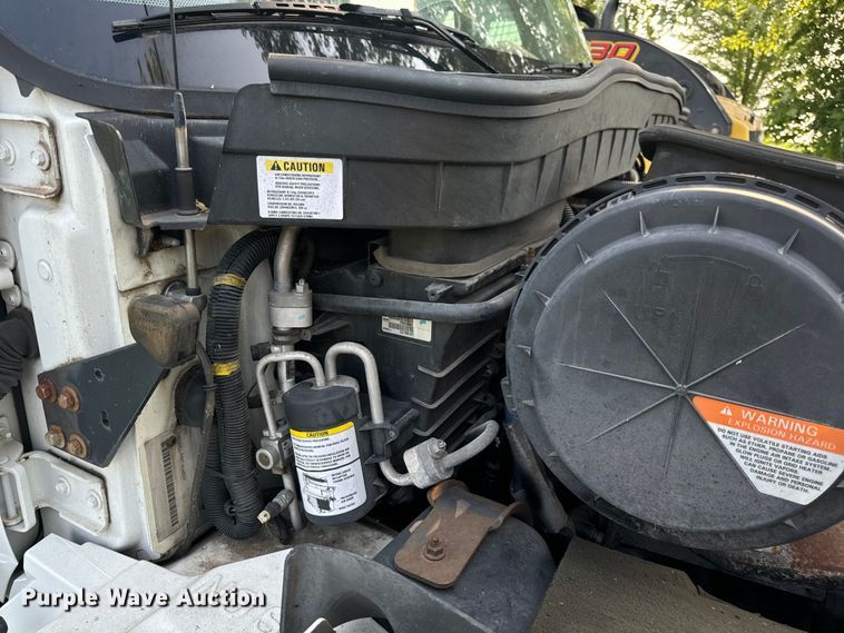 image for item OF9791 2009 International  DuraStar 4300  rollback truck