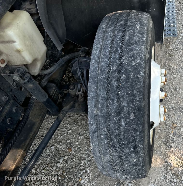 image for item OF9791 2009 International  DuraStar 4300  rollback truck