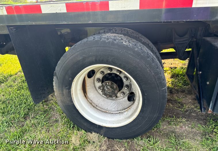 image for item OF9791 2009 International  DuraStar 4300  rollback truck