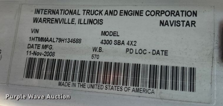 image for item OF9791 2009 International  DuraStar 4300  rollback truck