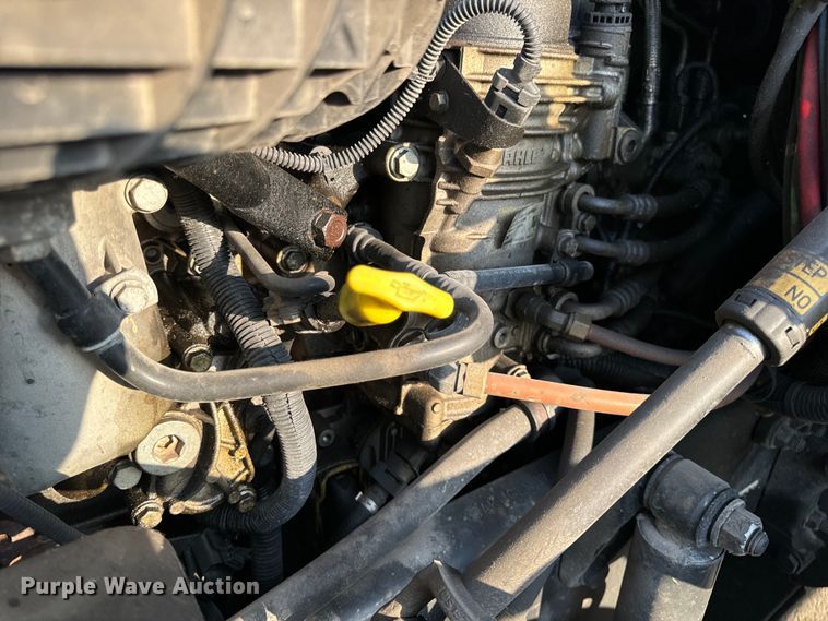 image for item OF9899 2015 Freightliner  Cascadia Evolution semi truck