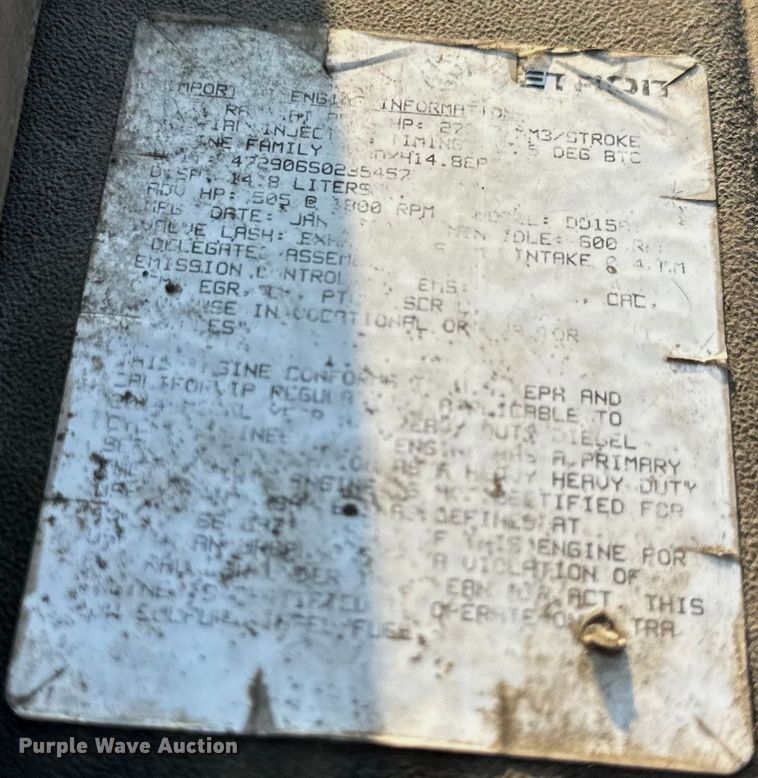 image for item OF9899 2015 Freightliner  Cascadia Evolution semi truck