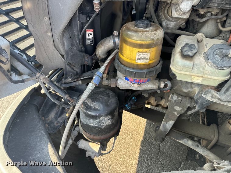 image for item OF9900 2014 Freightliner  Cascadia semi truck