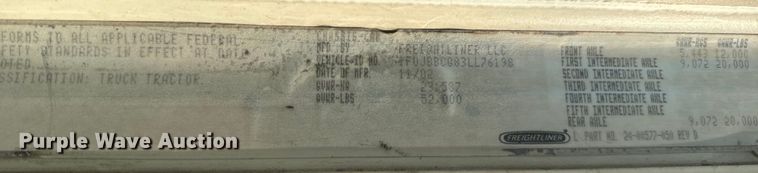 image for item OG9596 2003 Freightliner  semi truck