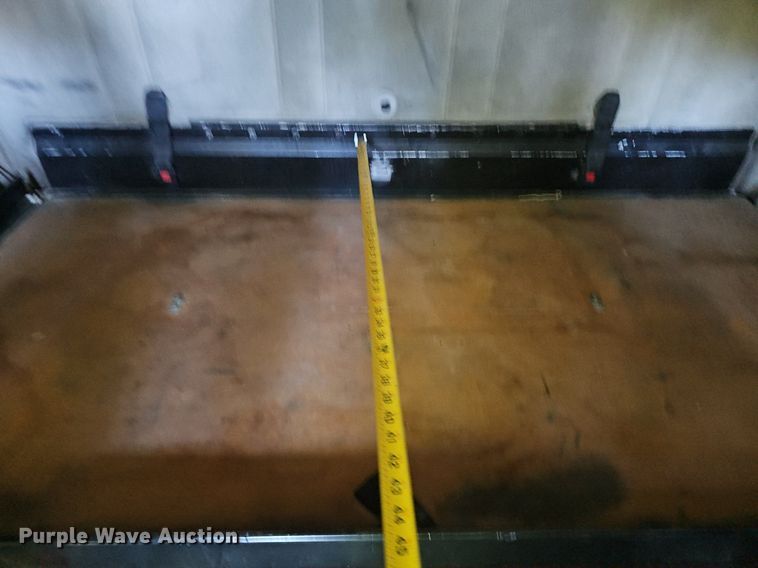 image for item ZA0476 1992 Freightliner semi truck