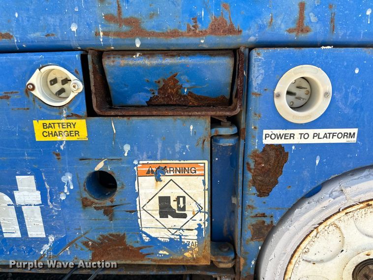 image for item DG4478 2000 UpRight MX19 scissor lift