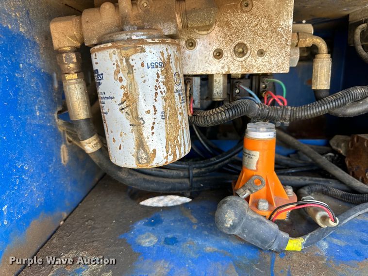 image for item DG4478 2000 UpRight MX19 scissor lift