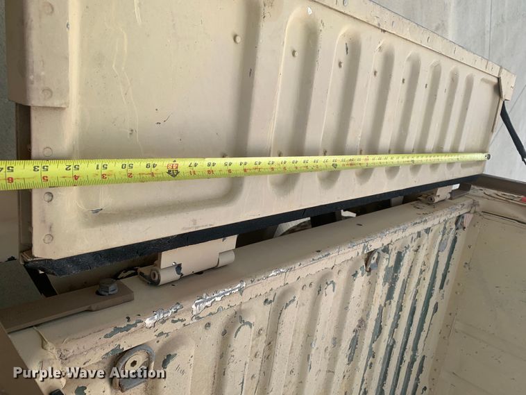 image for item DM7957 2006 AM General M1097R1 HMMWV SUV