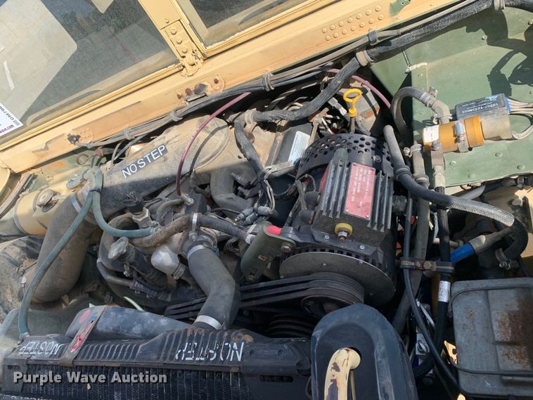 image for item DM7960 2006 AM General M1097R1 HMMWV SUV