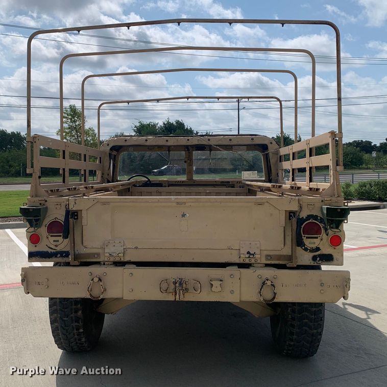 image for item DM7961 2007 AM General M1097R1 HMMWV SUV