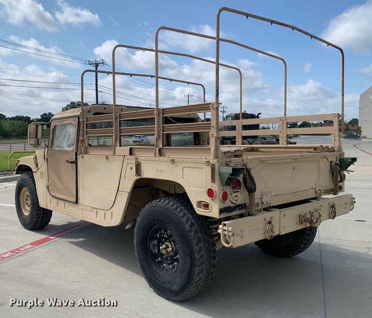 image for item DM7961 2007 AM General M1097R1 HMMWV SUV