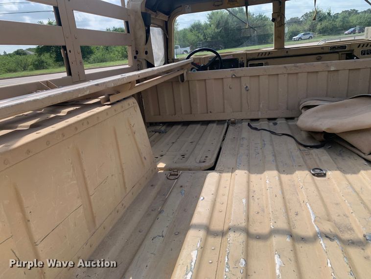 image for item DM7961 2007 AM General M1097R1 HMMWV SUV