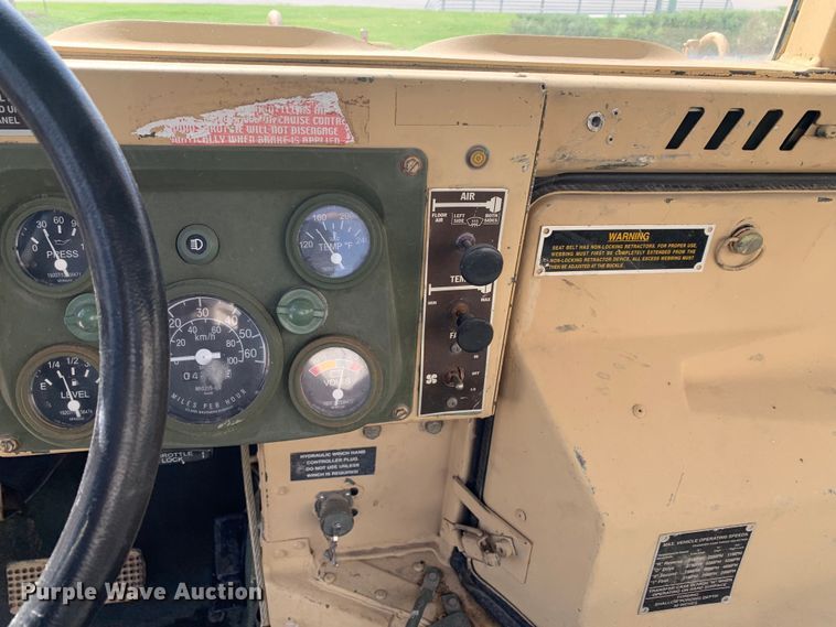 image for item DM7961 2007 AM General M1097R1 HMMWV SUV