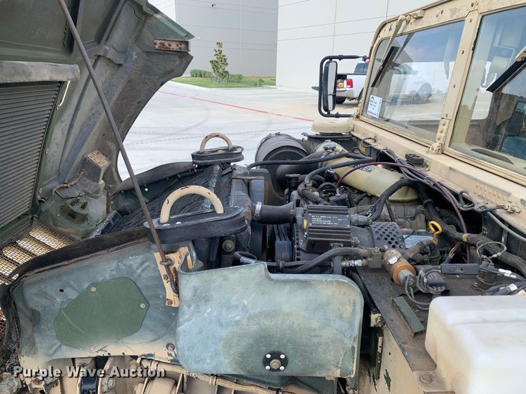 image for item DM7961 2007 AM General M1097R1 HMMWV SUV