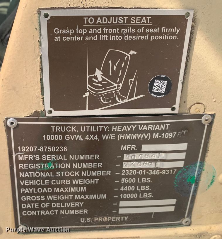 image for item DM7961 2007 AM General M1097R1 HMMWV SUV