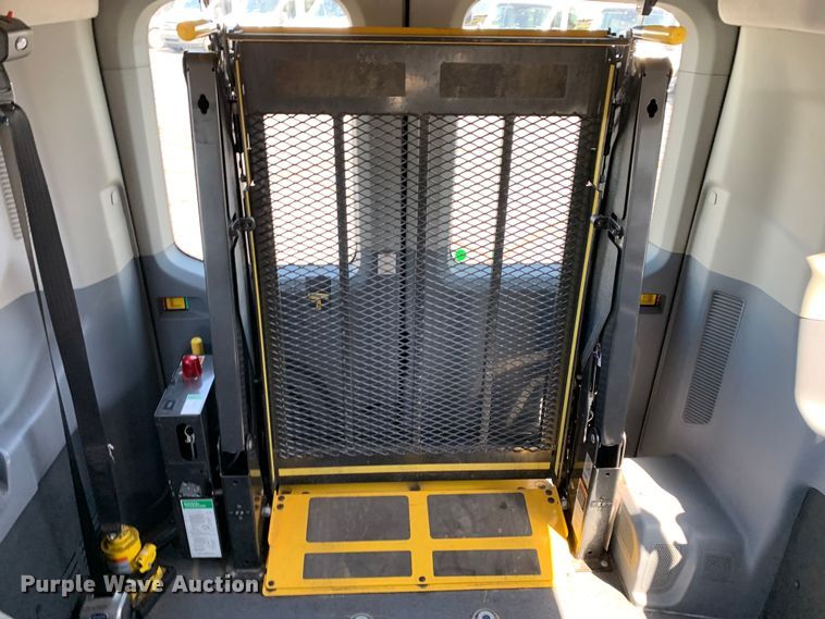 image for item DM7971 2018 Ford Transit 350 Wagon handicap accessible van