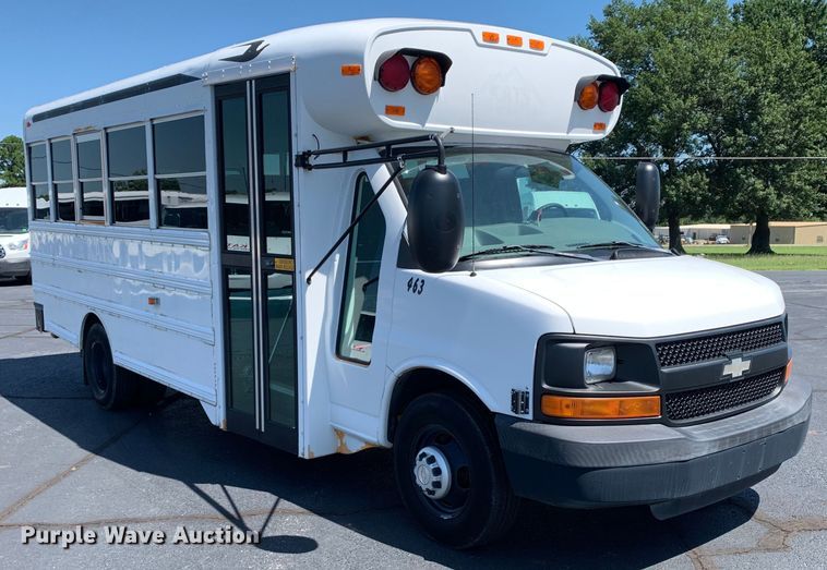 image for item DM7973 2007 Chevrolet Blue Bird E3500 school bus
