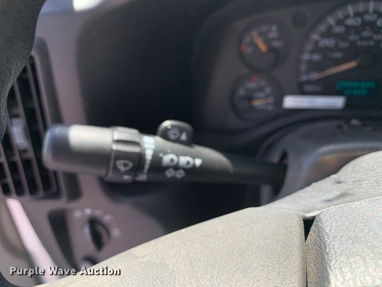 image for item DM7973 2007 Chevrolet Blue Bird E3500 school bus