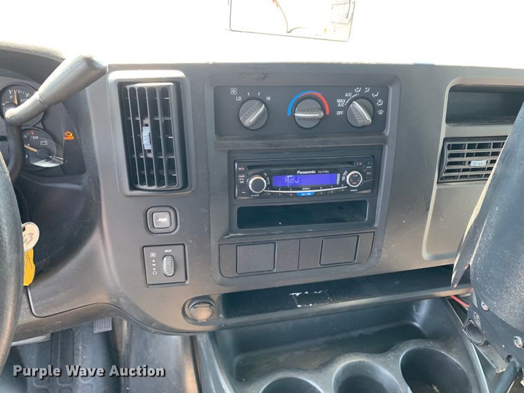 image for item DM7973 2007 Chevrolet Blue Bird E3500 school bus