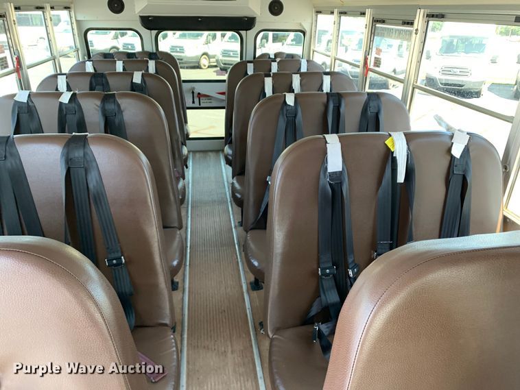 image for item DM7973 2007 Chevrolet Blue Bird E3500 school bus