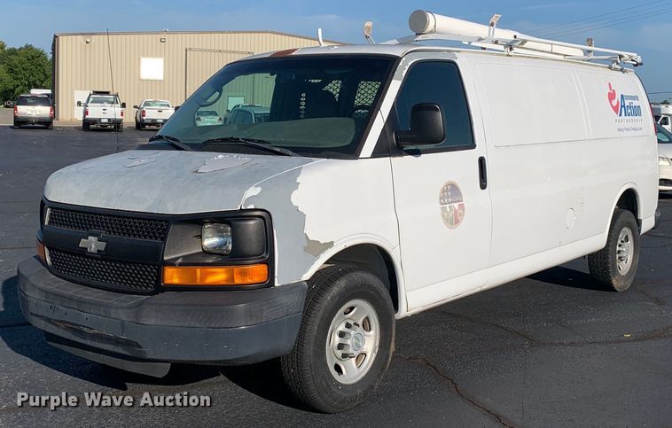 image for item DM7975 2008 Chevrolet  E2500 van