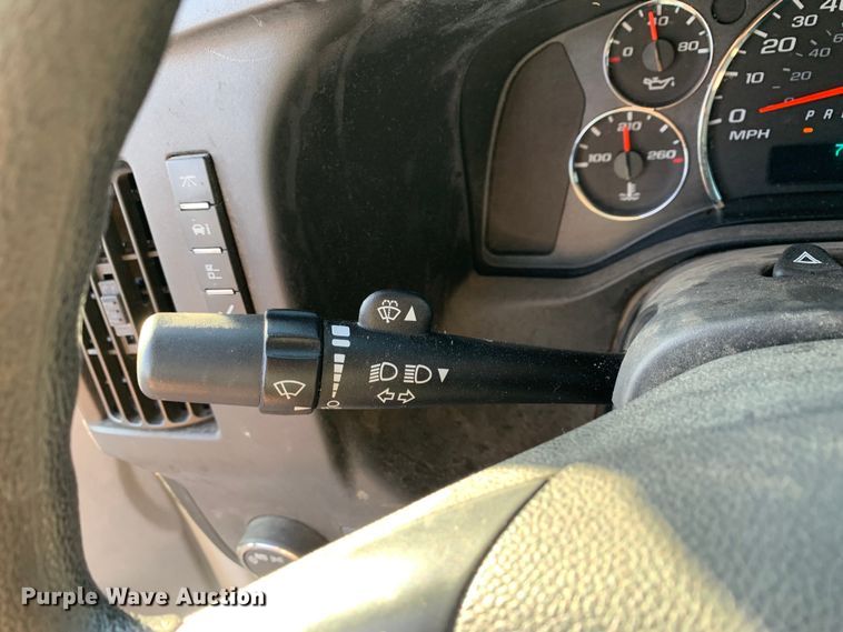 image for item DM7975 2008 Chevrolet  E2500 van