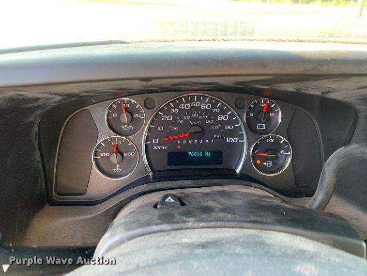 image for item DM7975 2008 Chevrolet  E2500 van