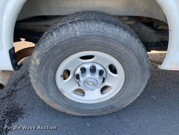 image for item DM7975 2008 Chevrolet  E2500 van