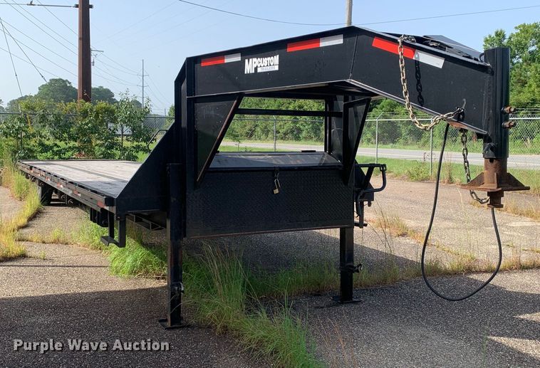 image for item DM7981 2022 MP Custom Flatbed 35 flatbed trailer