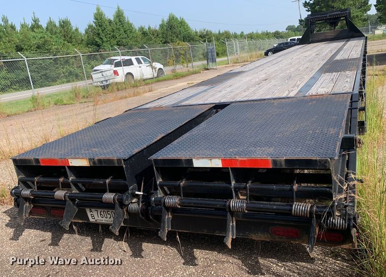 image for item DM7981 2022 MP Custom Flatbed 35 flatbed trailer