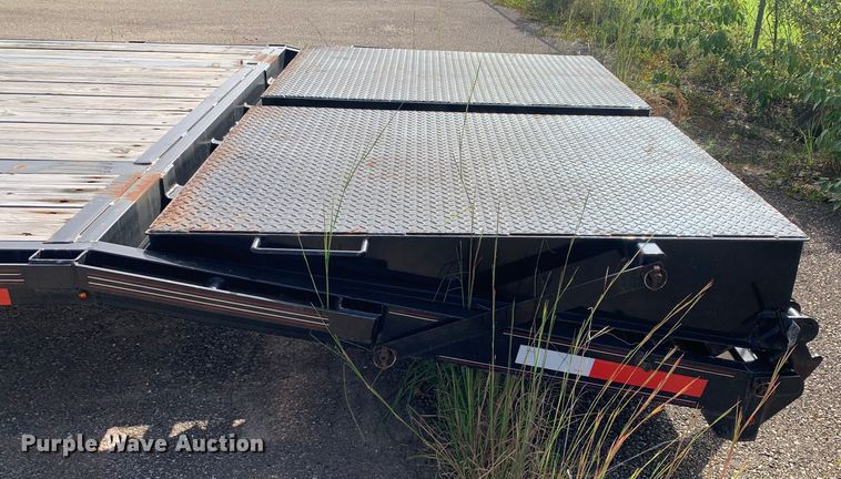 image for item DM7981 2022 MP Custom Flatbed 35 flatbed trailer