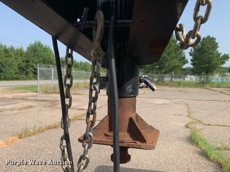 image for item DM7981 2022 MP Custom Flatbed 35 flatbed trailer