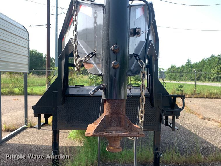 image for item DM7981 2022 MP Custom Flatbed 35 flatbed trailer