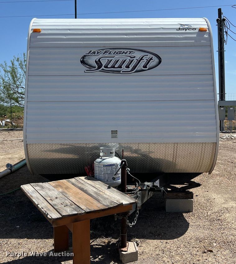 image for item DO2462 2014 Jayco Jay Flight Swift 264BH camper