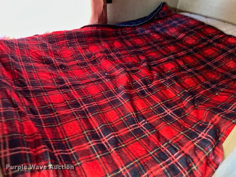 image for item DO2462 2014 Jayco Jay Flight Swift 264BH camper